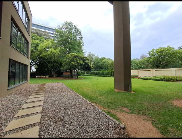 612M² OFFICE TO LET IN ILLOVO